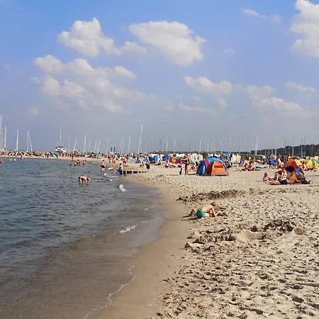 Zentrale Und Strandnahe Ferienwohnung In Kuehlungsborn Ost Eksteriør billede