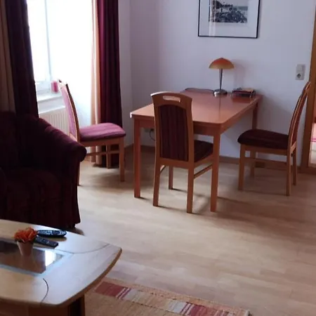 Zentrale Und Strandnahe Ferienwohnung In Kuehlungsborn Ost Eksteriør billede