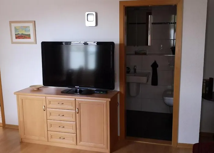 Zentrale Und Strandnahe Ferienwohnung In Kuehlungsborn Ost